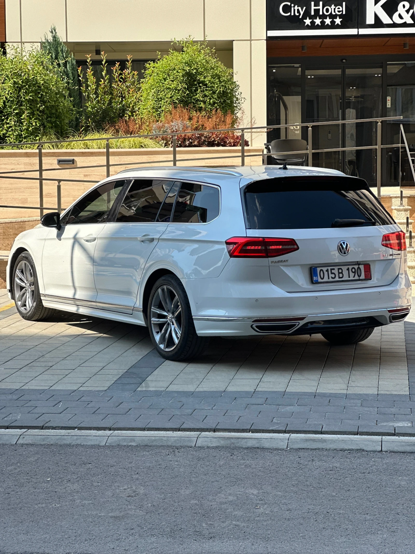 VW Passat R-line / dVnAudio  - изображение 7