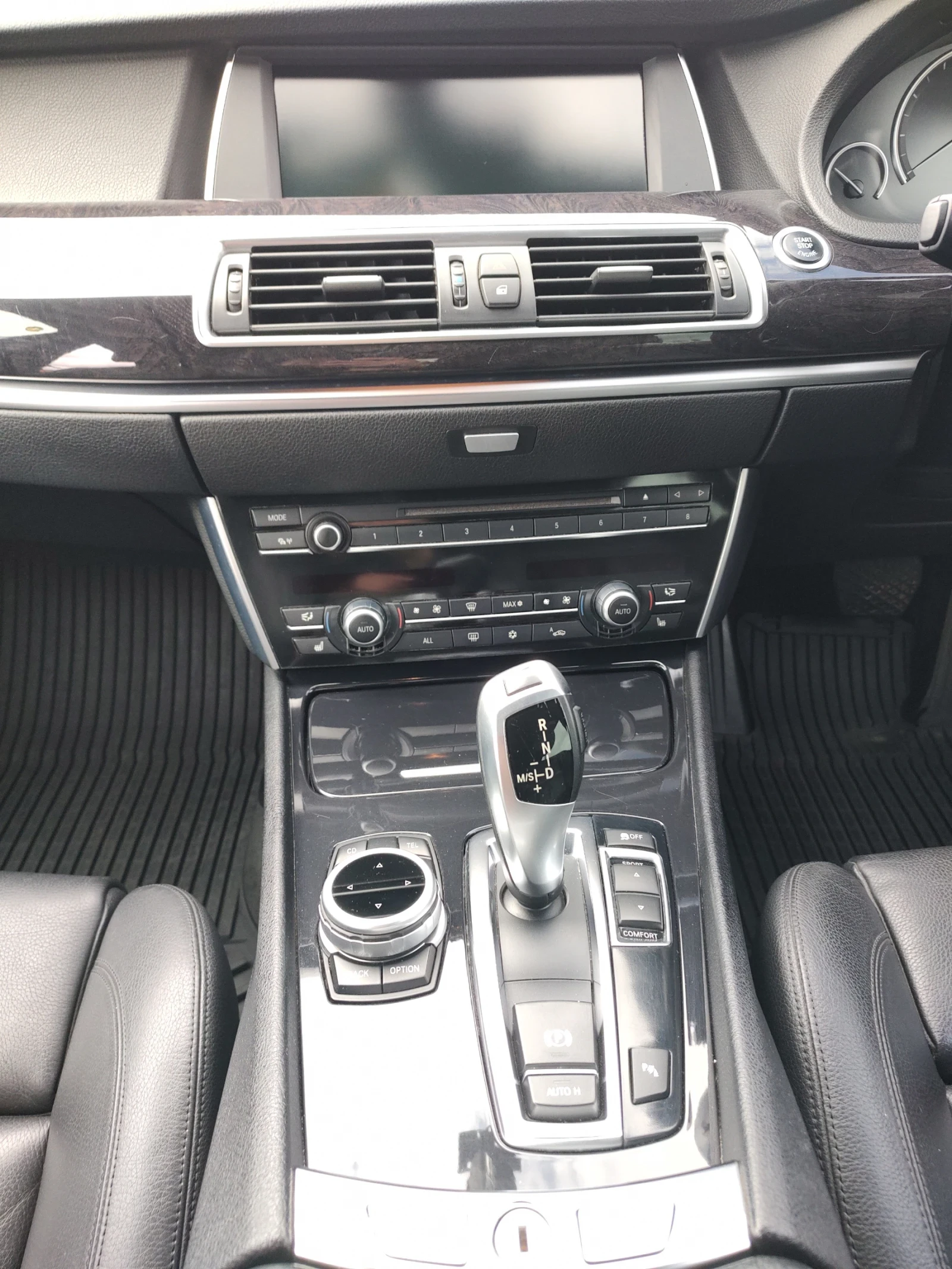 BMW 5 Gran Turismo 530D M Sport  - изображение 8