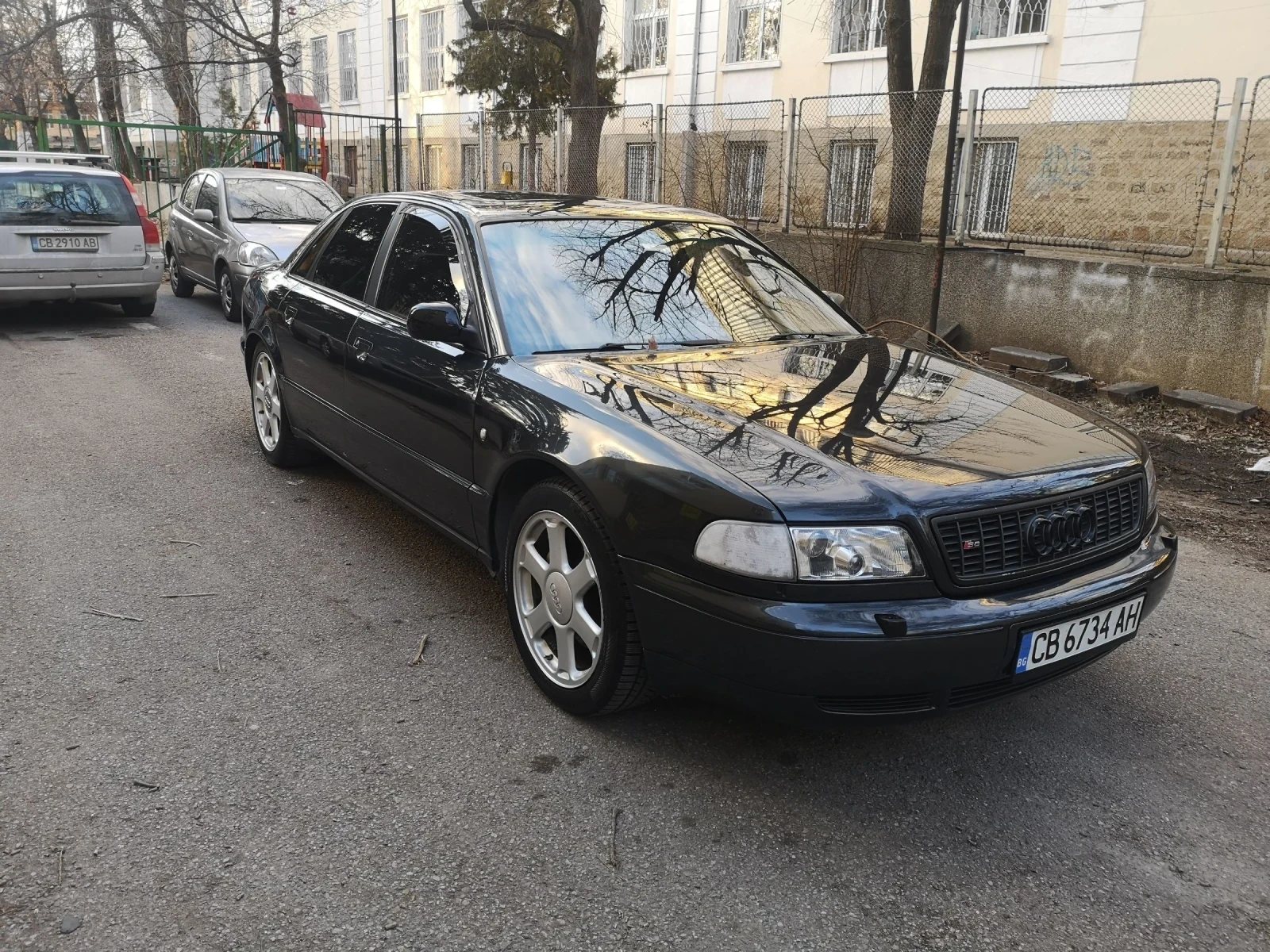 Audi S8  - изображение 2