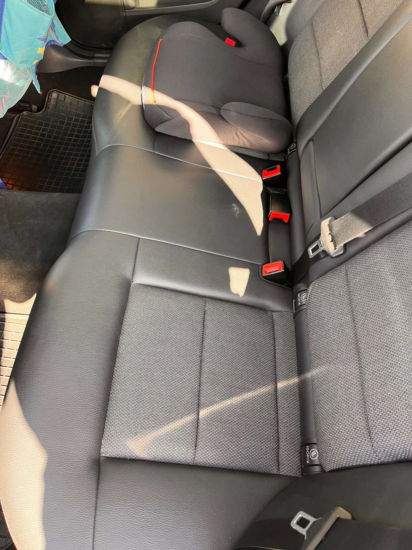 Mercedes-Benz E 200 CGI - изображение 9