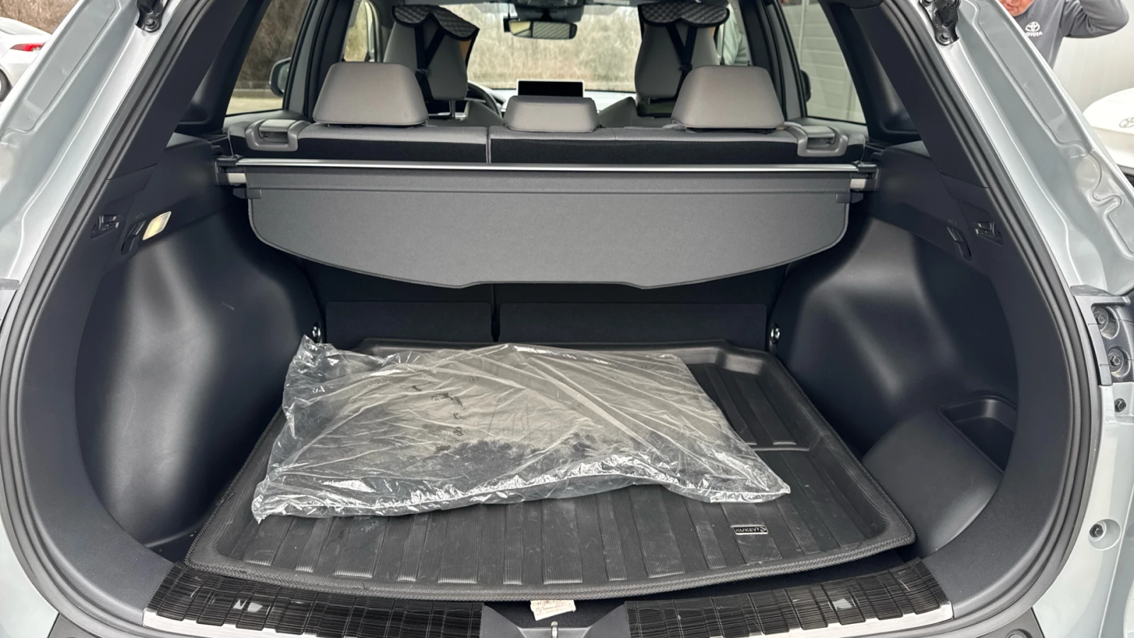 Toyota Corolla Cross 2.0 HEV | Mobile.bg � ����������� 11