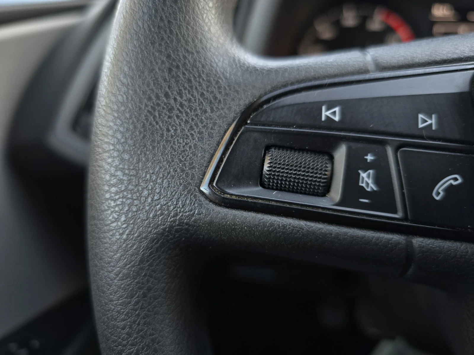 Seat Leon От Германия.4цилиндъра.Климатроник, снимка 13 - Автомобили и джипове - 53828708