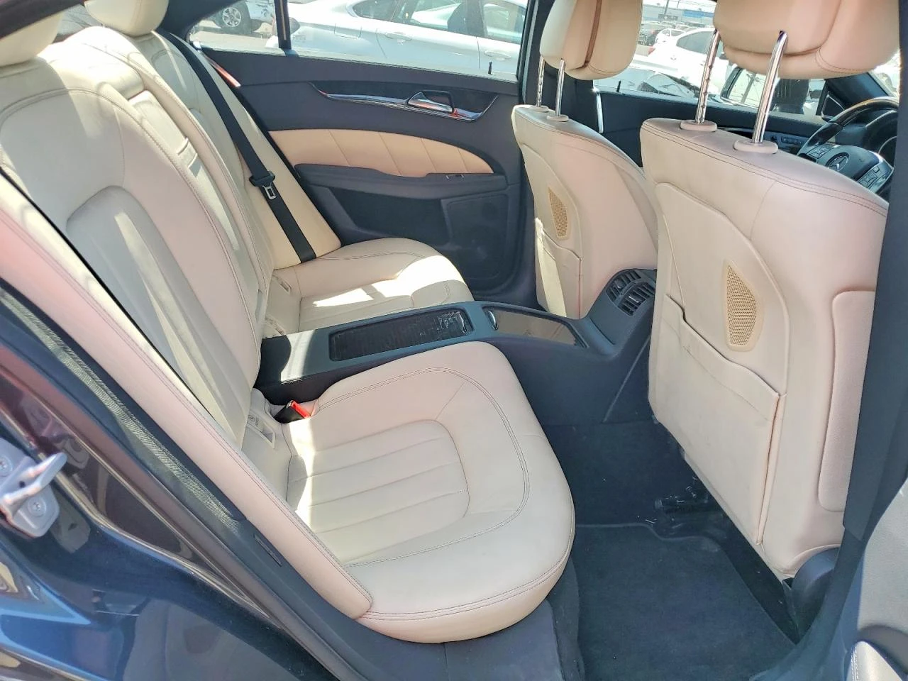 Mercedes-Benz CLS 550 HARMAN/KARDON* DISTRONIC* �������* �����* ������ | Mobile.bg � ����������� 11