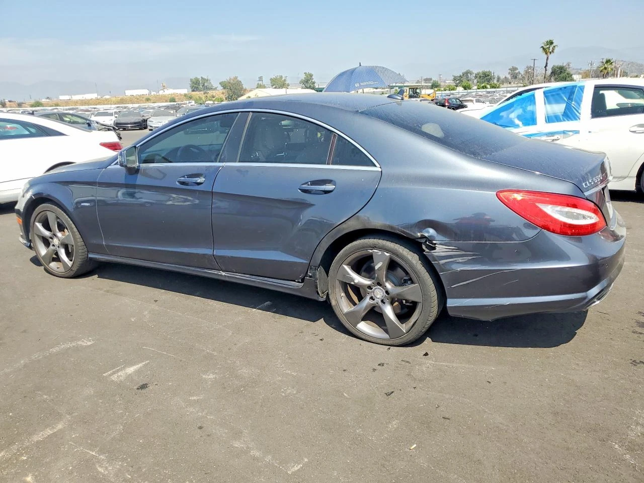 Mercedes-Benz CLS 550 HARMAN/KARDON* DISTRONIC* �������* �����* ������ | Mobile.bg � ����������� 4