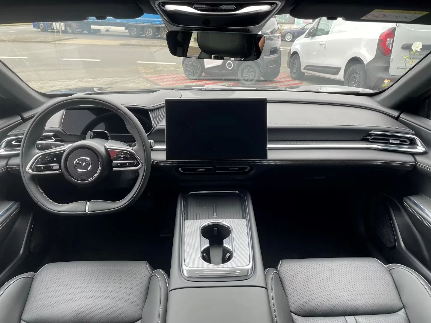 Mazda 6 e TAKUMI 68, 8kWh Full Options! Warranty!, снимка 8 - Автомобили и джипове - 54509230