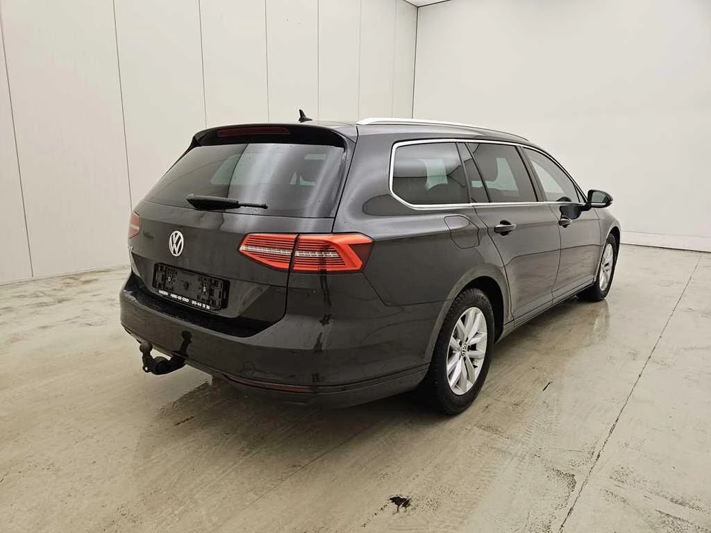 VW Passat 2.0 TDI / 150 кс / от Белгия, снимка 4 - Автомобили и джипове - 54932478