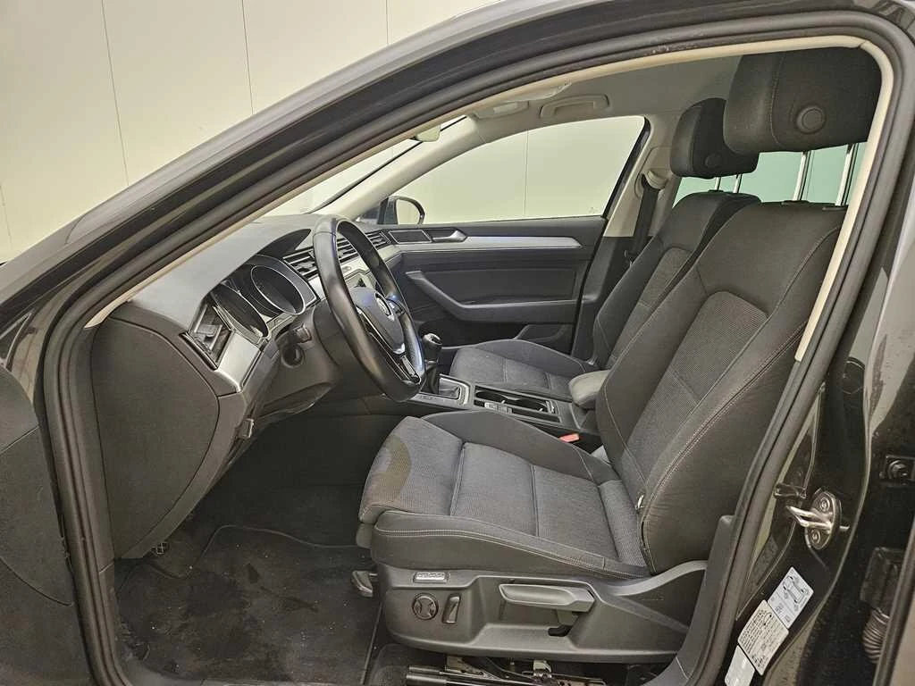 VW Passat 2.0 TDI / 150 кс / от Белгия, снимка 8 - Автомобили и джипове - 54932478