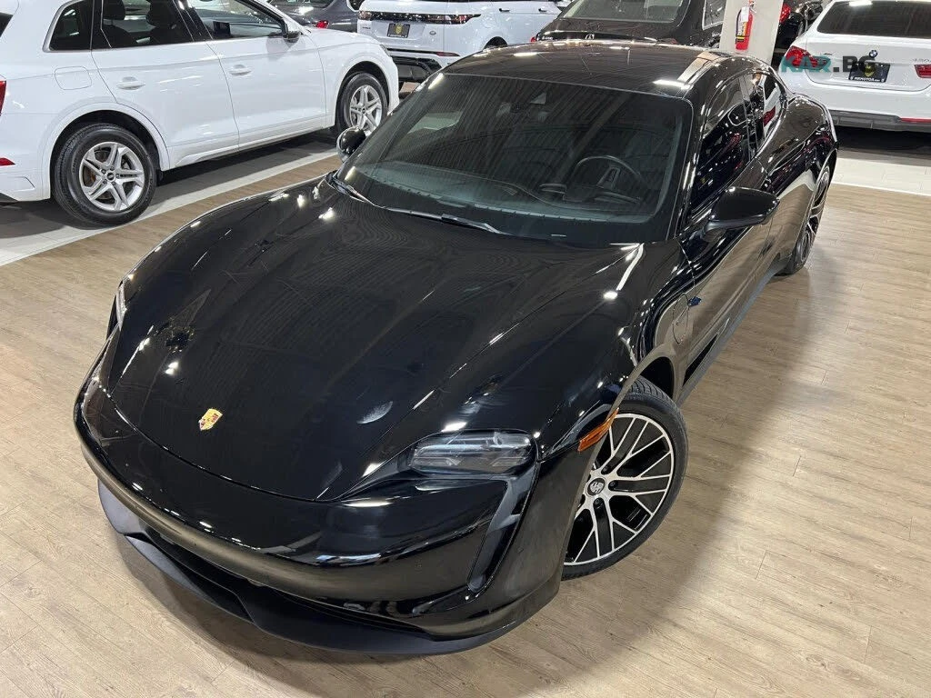 Porsche Taycan * 4S * PANO * AWD * Автокредит (Цена до България), снимка 4 - Автомобили и джипове - 55133473
