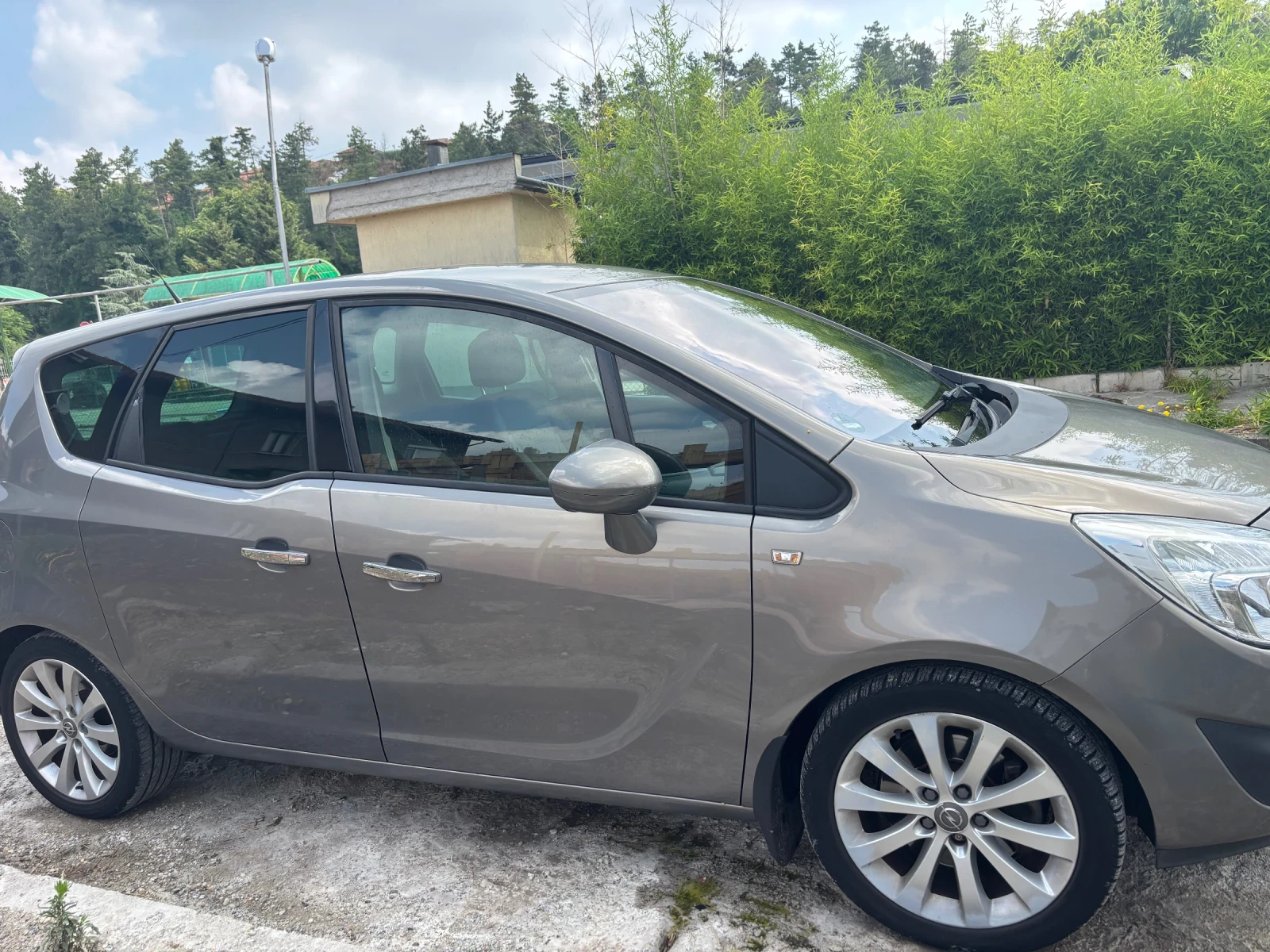 Opel Meriva, снимка 4 - Автомобили и джипове - 55144818