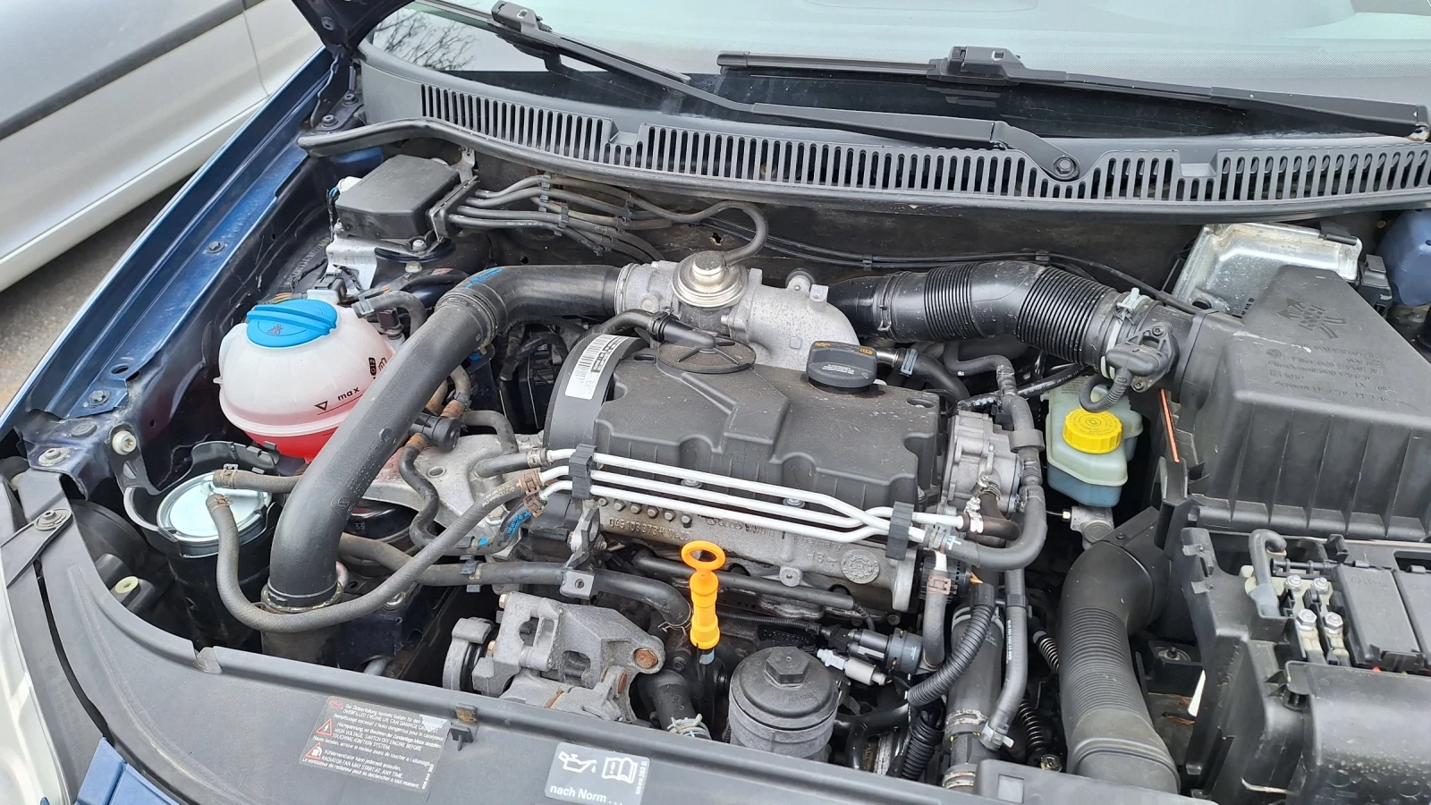 VW Polo 1.4 TDI МН.ДОБЪР , снимка 11 - Автомобили и джипове - 55400578