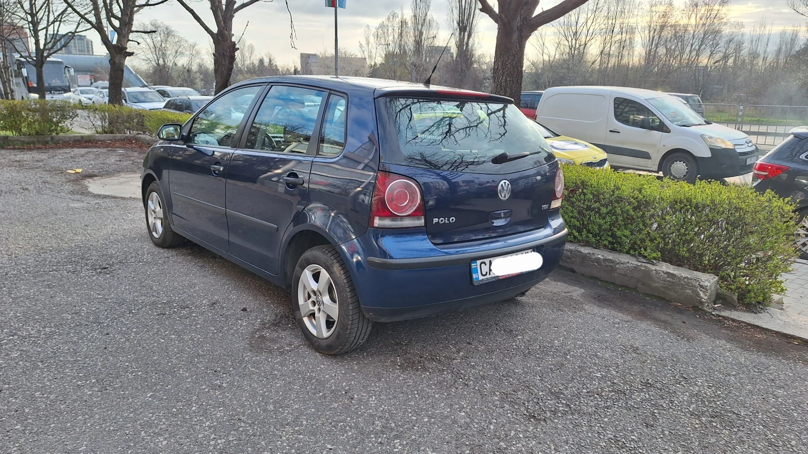 VW Polo 1.4 TDI МН.ДОБЪР , снимка 16 - Автомобили и джипове - 55400578