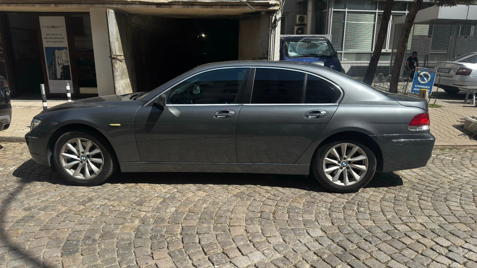 BMW 730, снимка 5 - Автомобили и джипове - 55938126