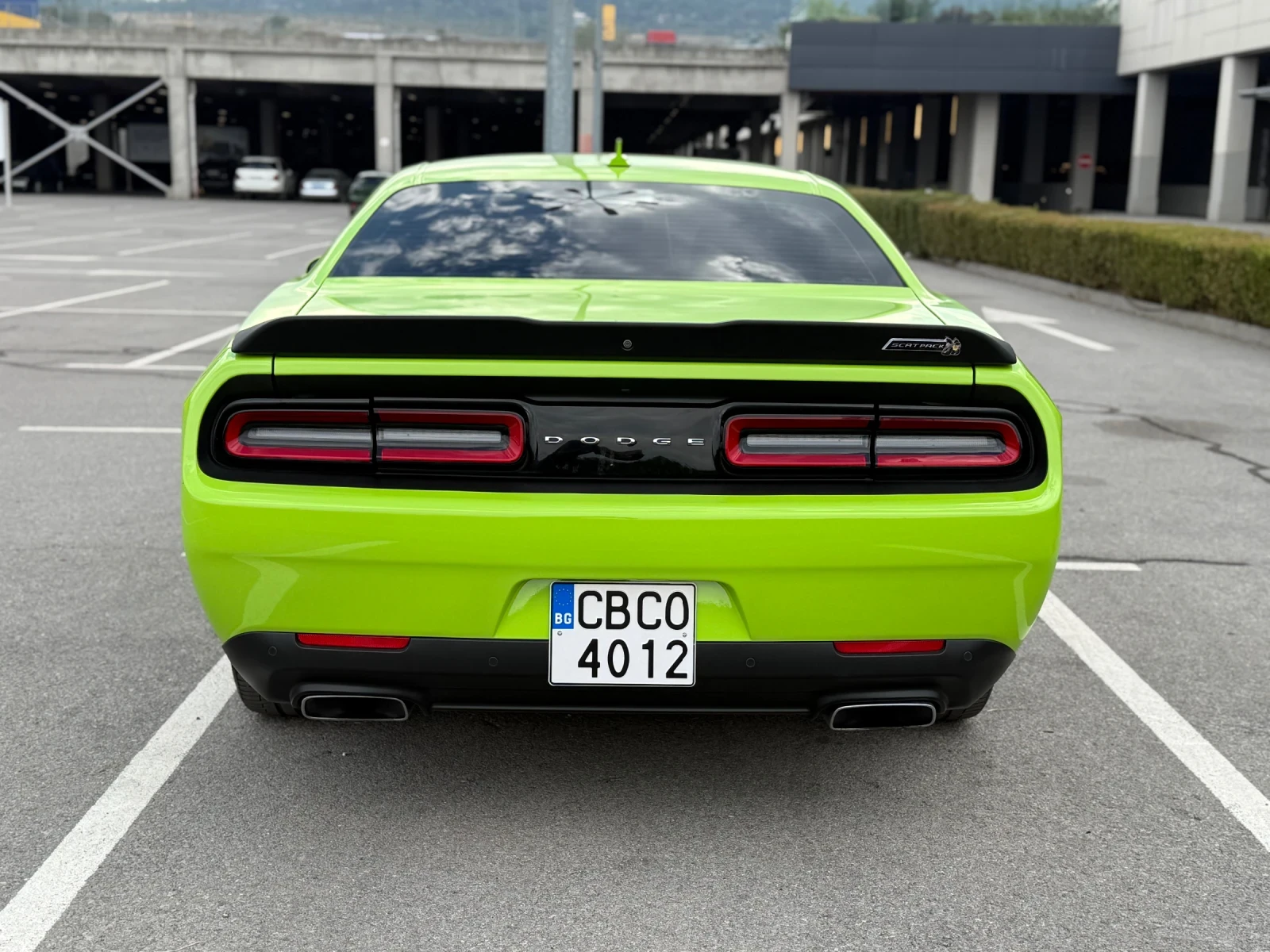 Dodge Challenger Face 6.4, снимка 7 - Автомобили и джипове - 56166383