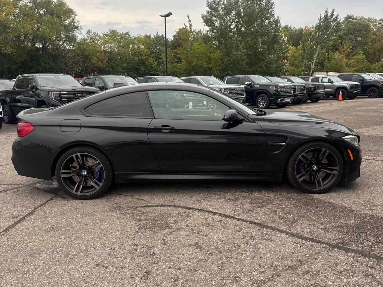 BMW M4 2dr Cpe | CARFAX | АВТОФИНАНСИРАНЕ, снимка 4 - Автомобили и джипове - 56320009