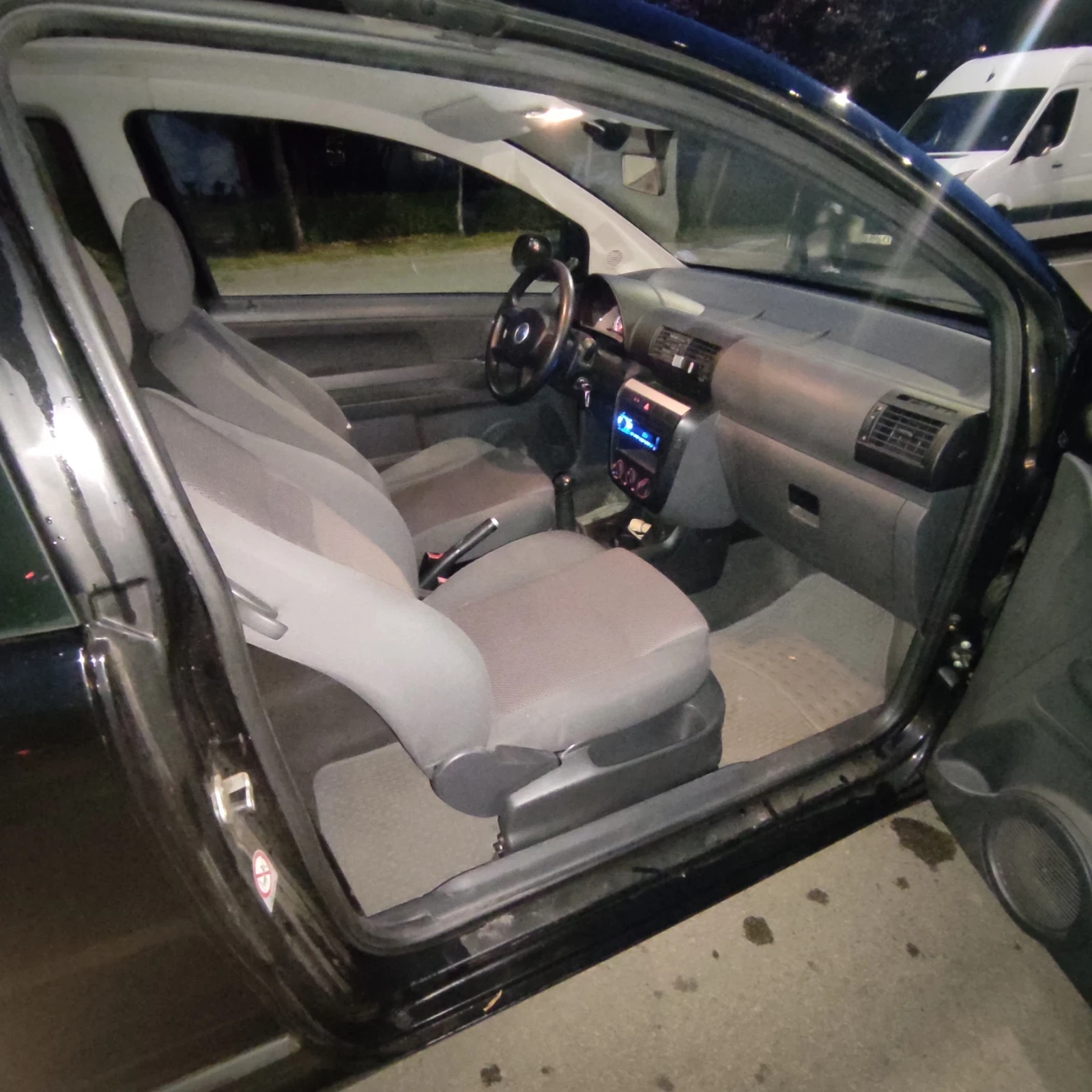 VW Fox, снимка 12 - Автомобили и джипове - 56549761