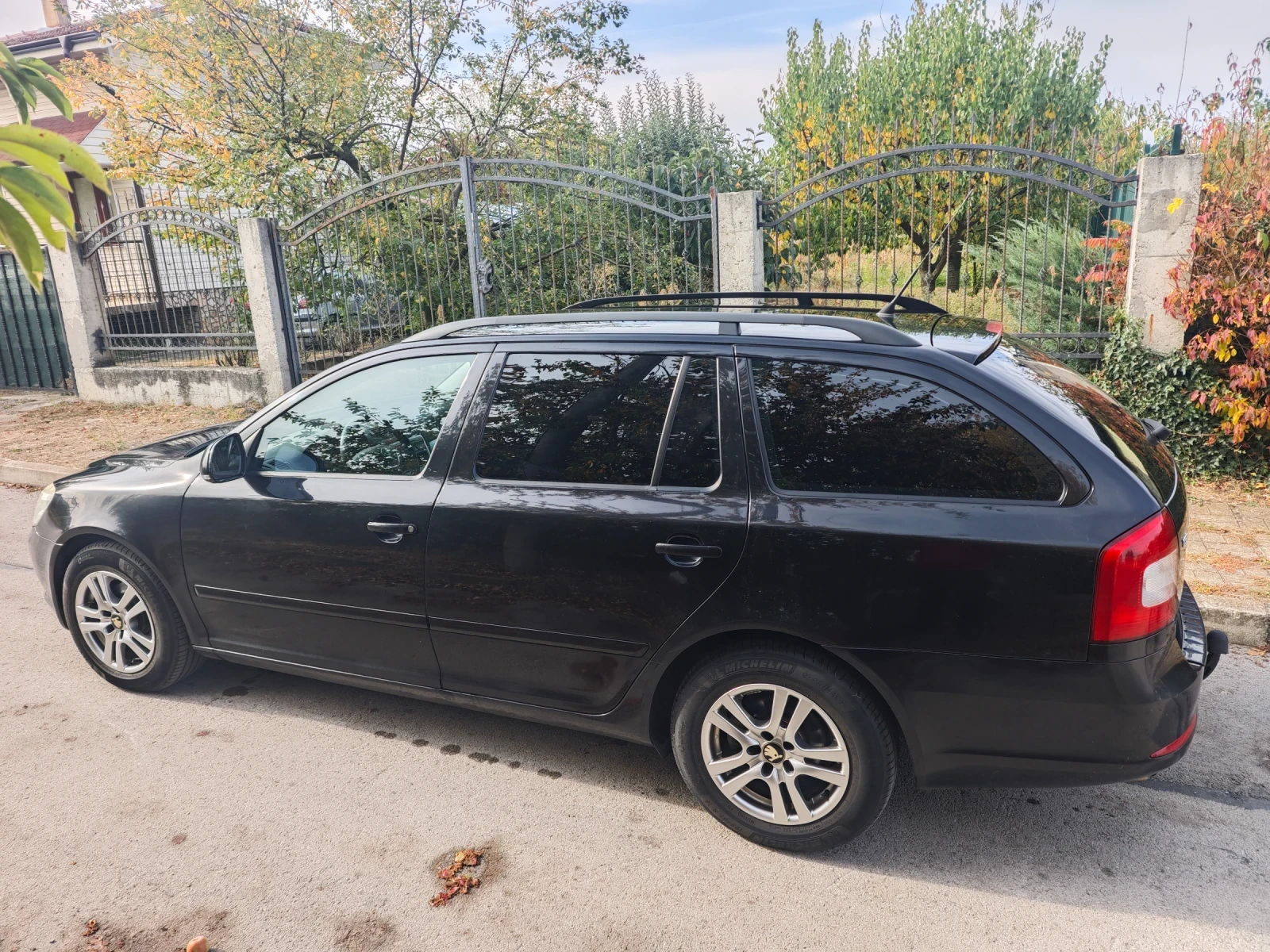 Skoda Octavia 1.4, снимка 4 - Автомобили и джипове - 56447355