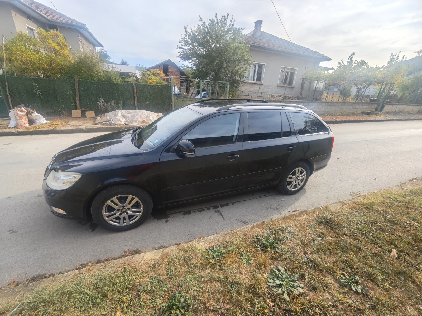 Skoda Octavia 1.4, снимка 9 - Автомобили и джипове - 56447355