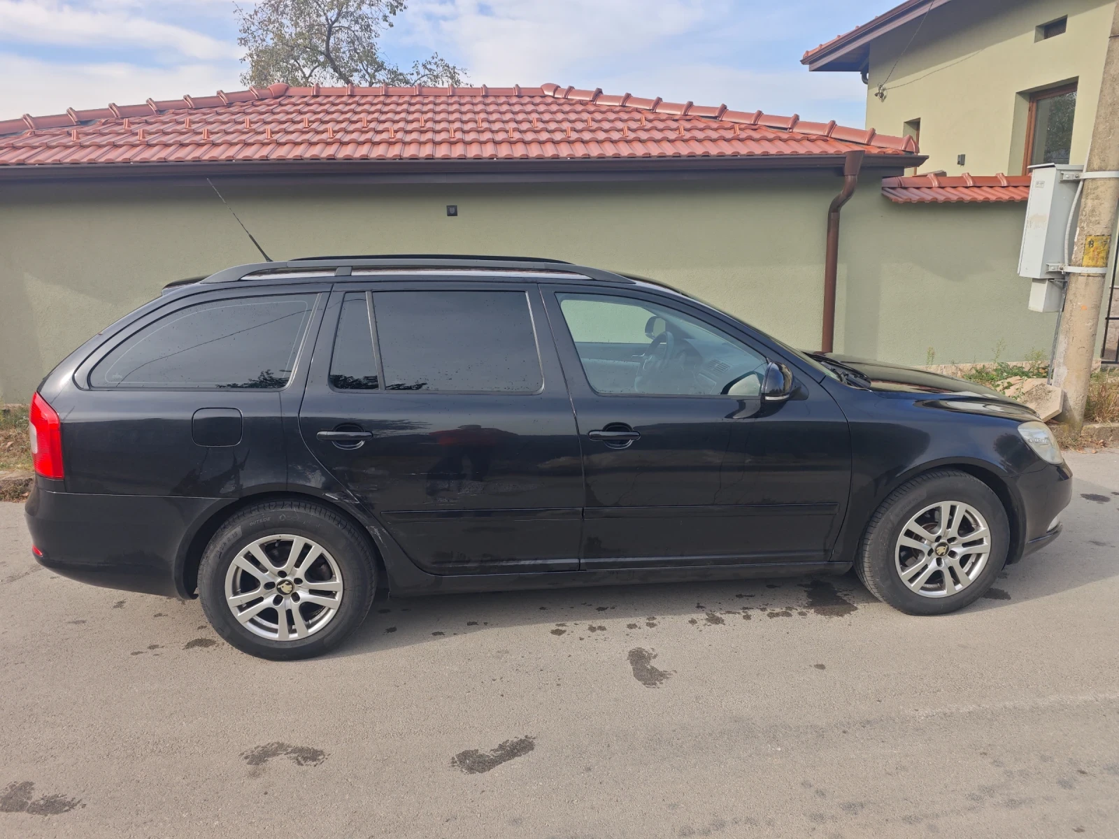 Skoda Octavia 1.4, снимка 8 - Автомобили и джипове - 56447355