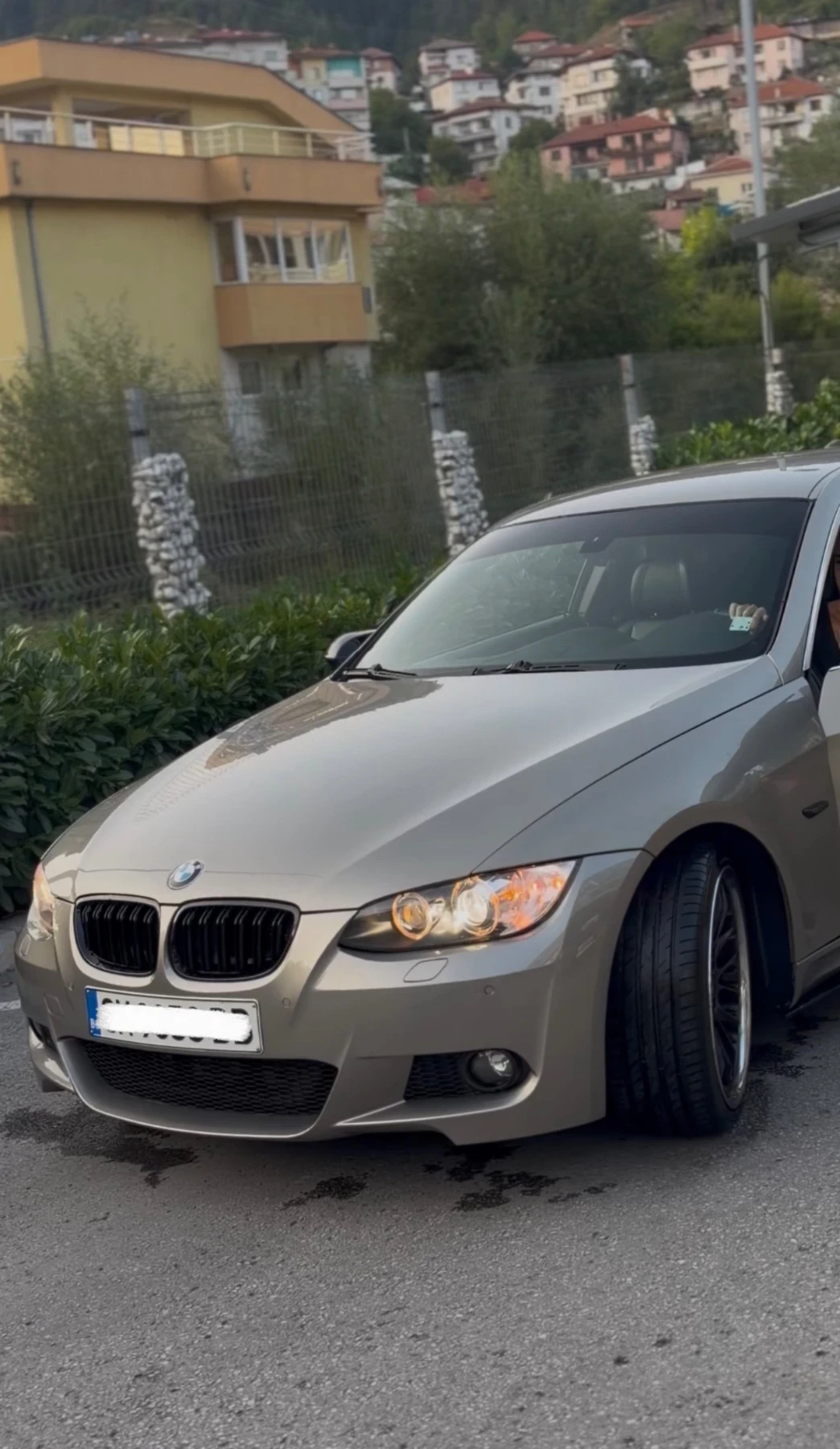 BMW 330 XDrive, снимка 3 - Автомобили и джипове - 56653616