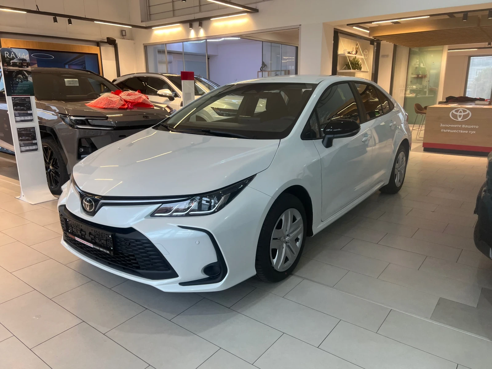 Toyota Corolla, снимка 2 - Автомобили и джипове - 56680119