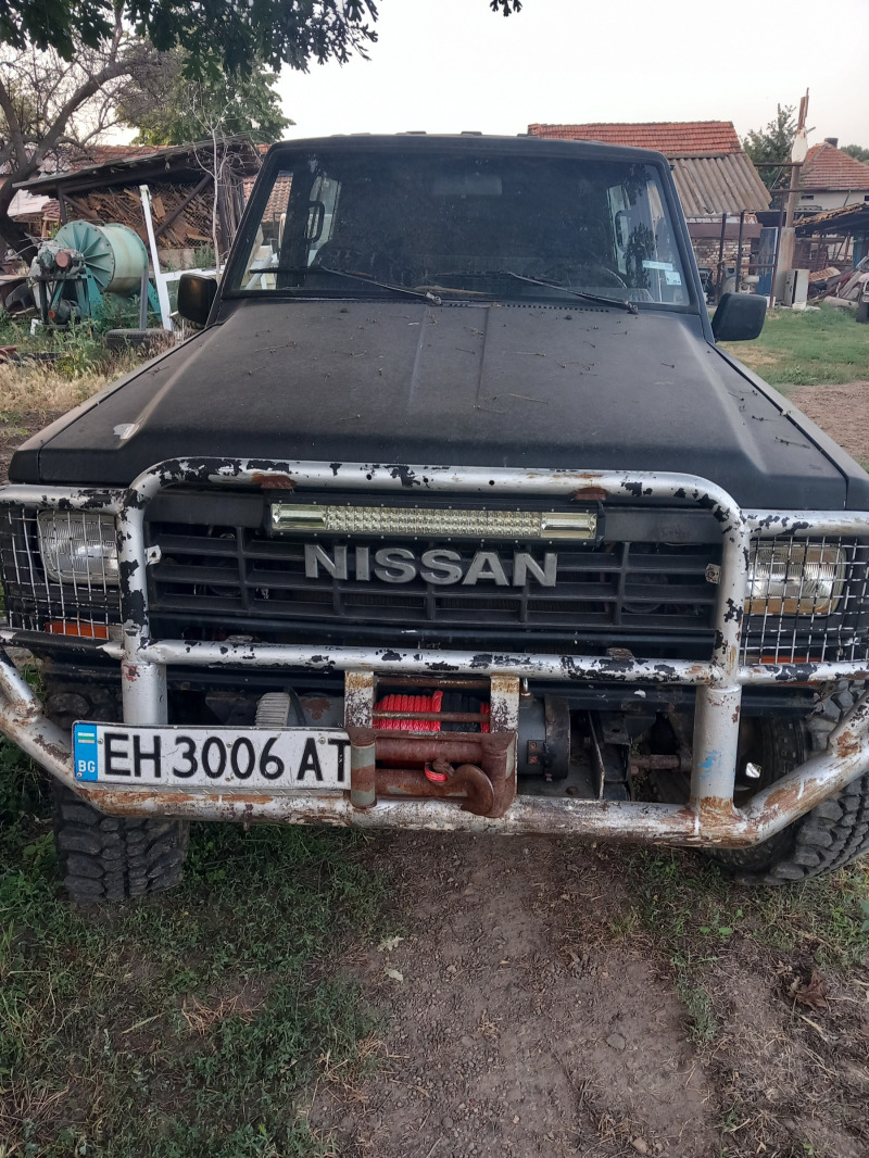 Nissan Patrol, снимка 1 - Автомобили и джипове - 46336285