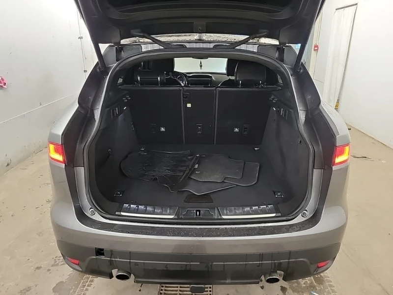Jaguar F-PACE * PREMIUM * CARFAX * ЦЕНА ДО БГ, снимка 15 - Автомобили и джипове - 53333200