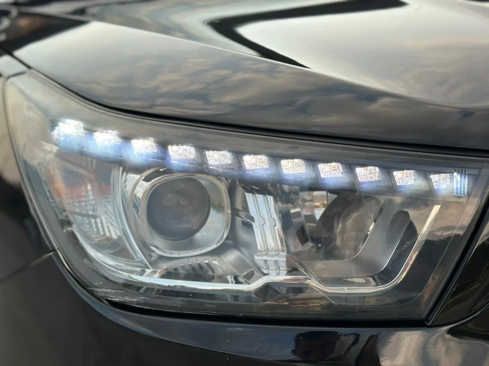 SsangYong Tivoli, снимка 1