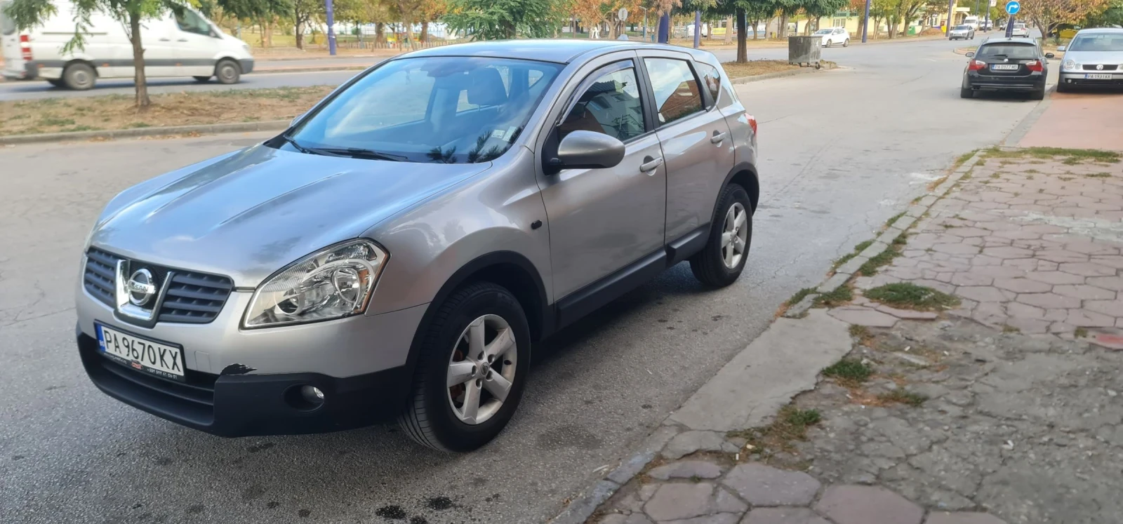 Nissan Qashqai 4х4/150к.с./2, 0/дизел топ/обслужен - изображение 8