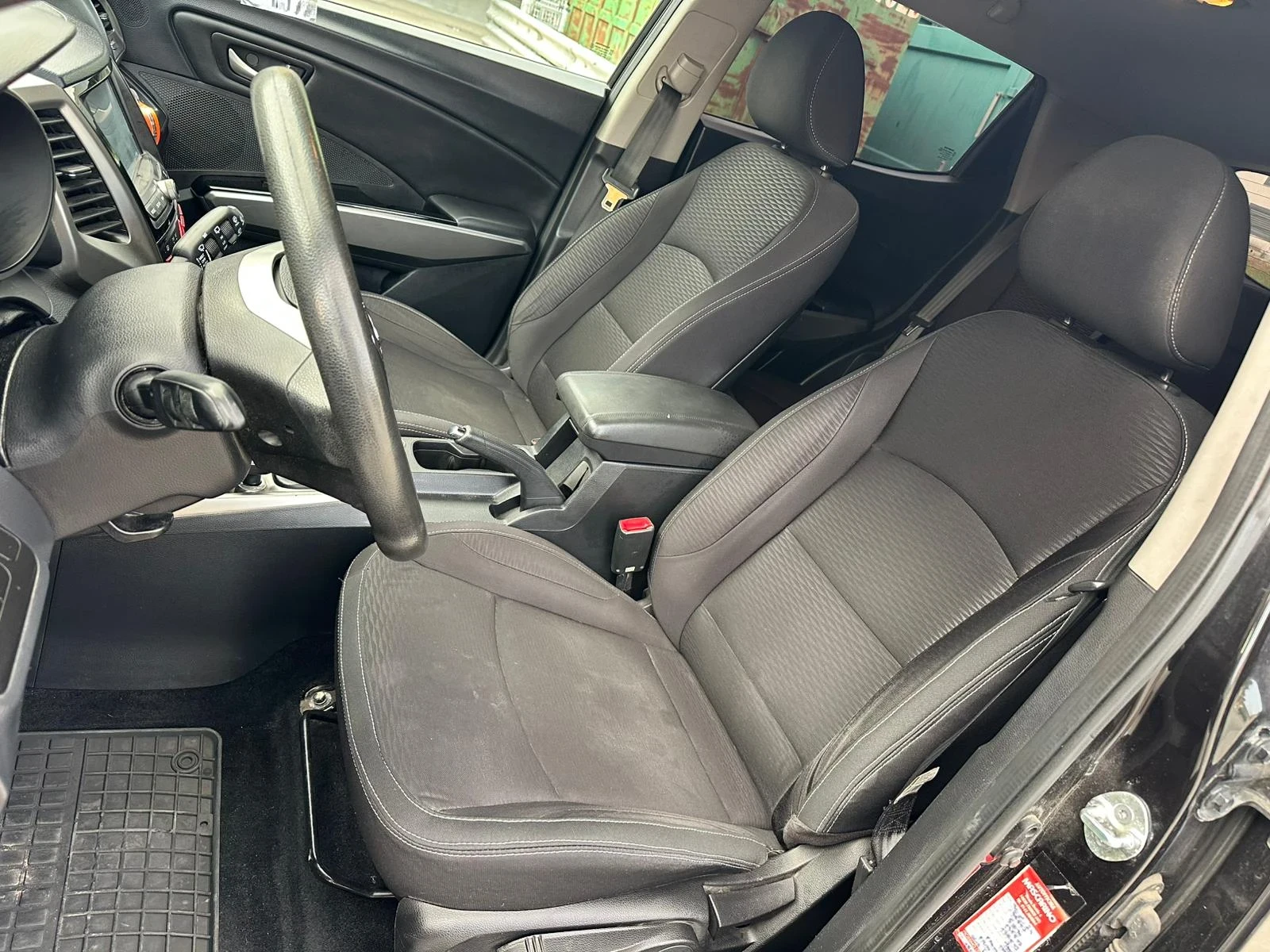 SsangYong Tivoli  - изображение 9