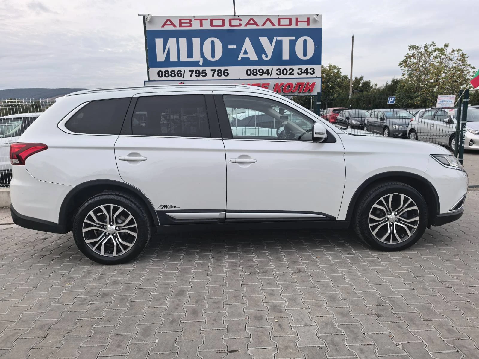 Mitsubishi Outlander 2, 2-150k.4X4-АВТОМАТ, 7-МЕСТА, КОЖА, НАВИ - изображение 7