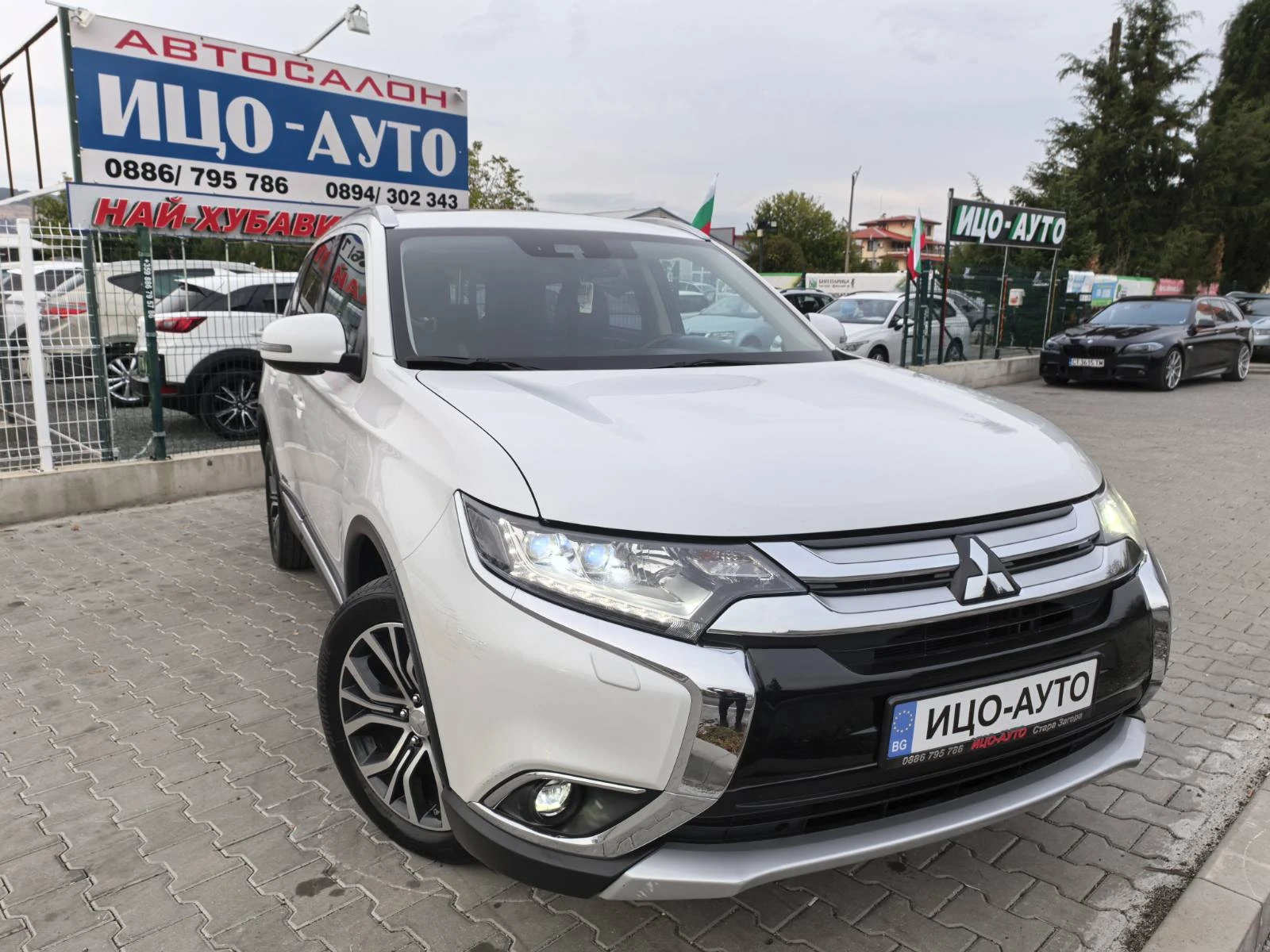 Mitsubishi Outlander 2, 2-150k.4X4-АВТОМАТ, 7-МЕСТА, КОЖА, НАВИ - изображение 8