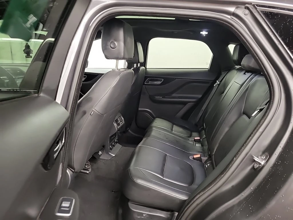 Jaguar F-PACE * PREMIUM * CARFAX * ���� �� �� | Mobile.bg � ����������� 11