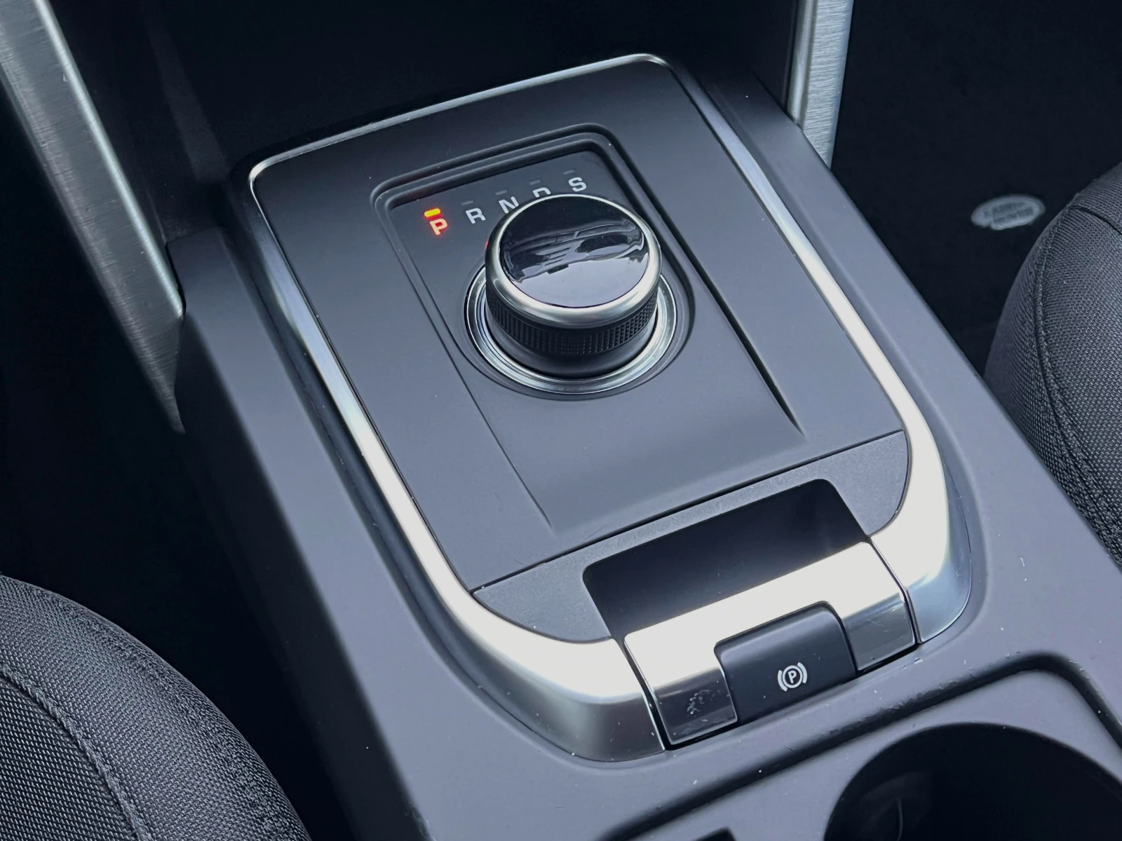 Land Rover Discovery Sport Sport TD4 Pure Base ПРОЧЕТИ ОПИСАНИЕТО - изображение 10