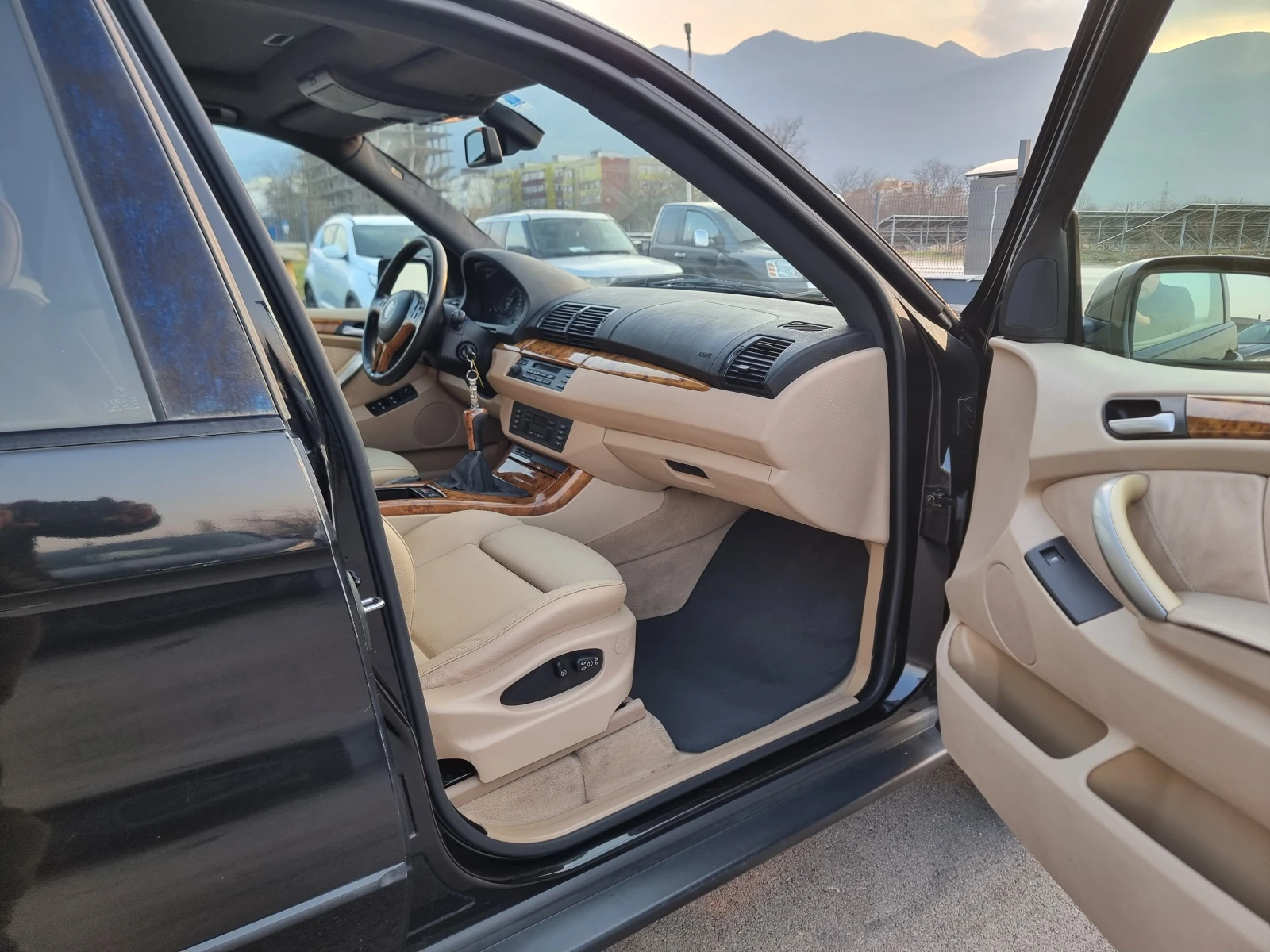 BMW X5 3.0I GAZ, снимка 15 - Автомобили и джипове - 53764929