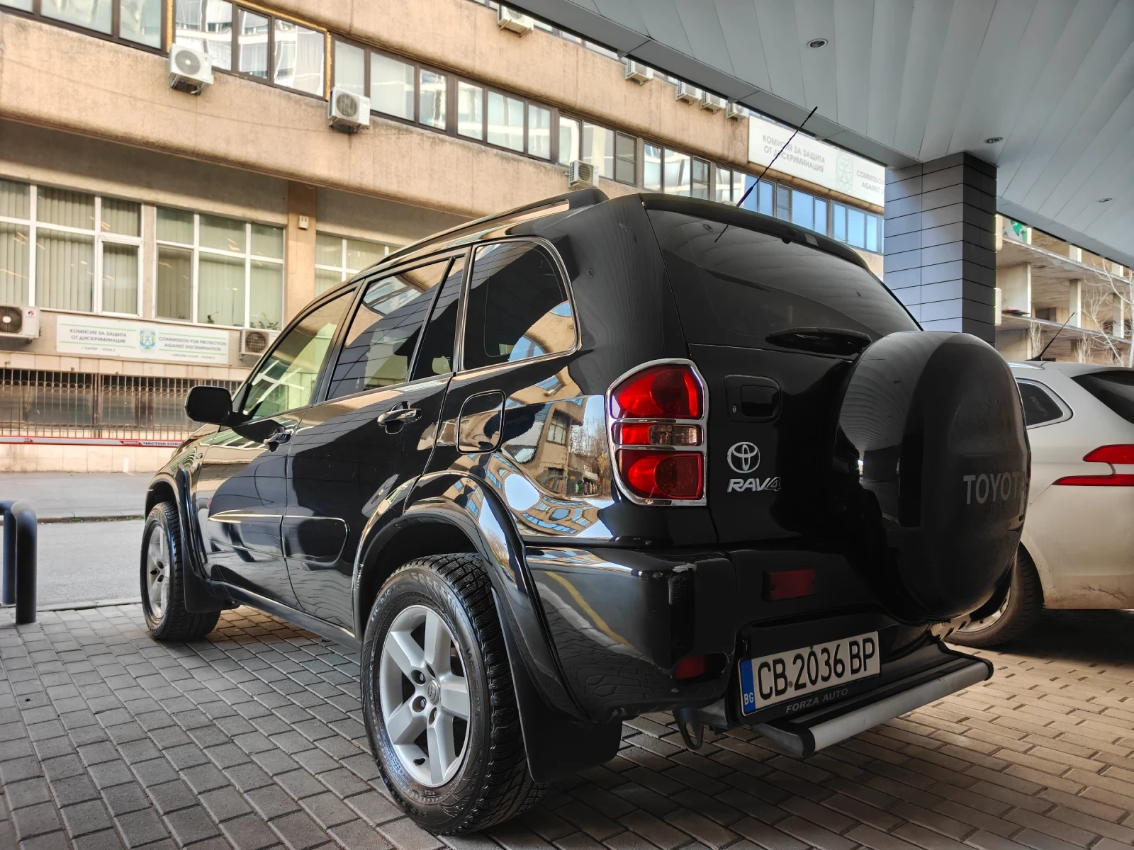 Toyota Rav4, снимка 4 - Автомобили и джипове - 53872500