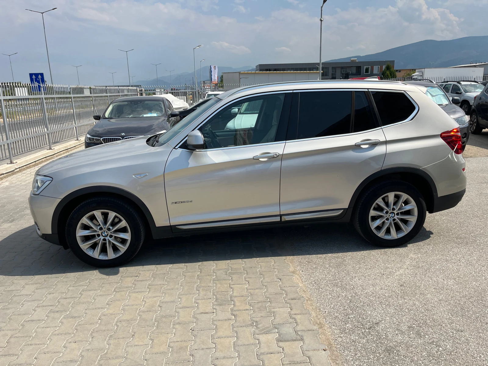 BMW X3 2.0 Diesel 190k.c, снимка 3 - Автомобили и джипове - 53958297