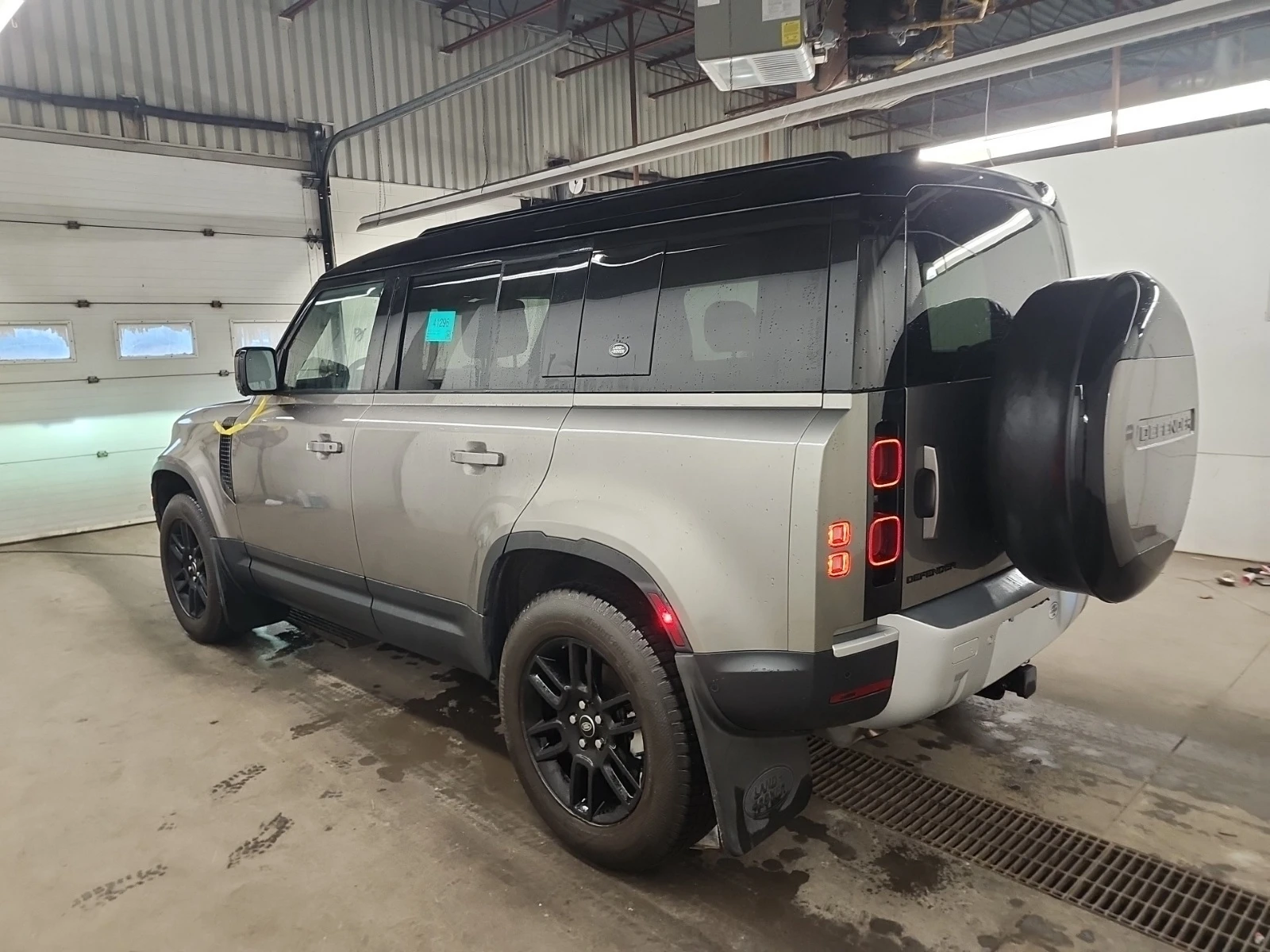 Land Rover Defender S * * ОБДУХВАНЕ * * CARFAX * * АВТО КРЕДИТ * * , снимка 6 - Автомобили и джипове - 54176405