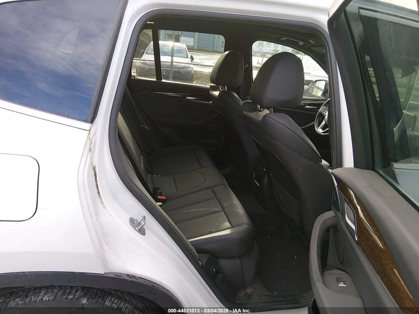 BMW X3 2.0L I-4 DI, DOHC, VVT, TURBO, 248HP 4X2 Drive | Mobile.bg � ����������� 8