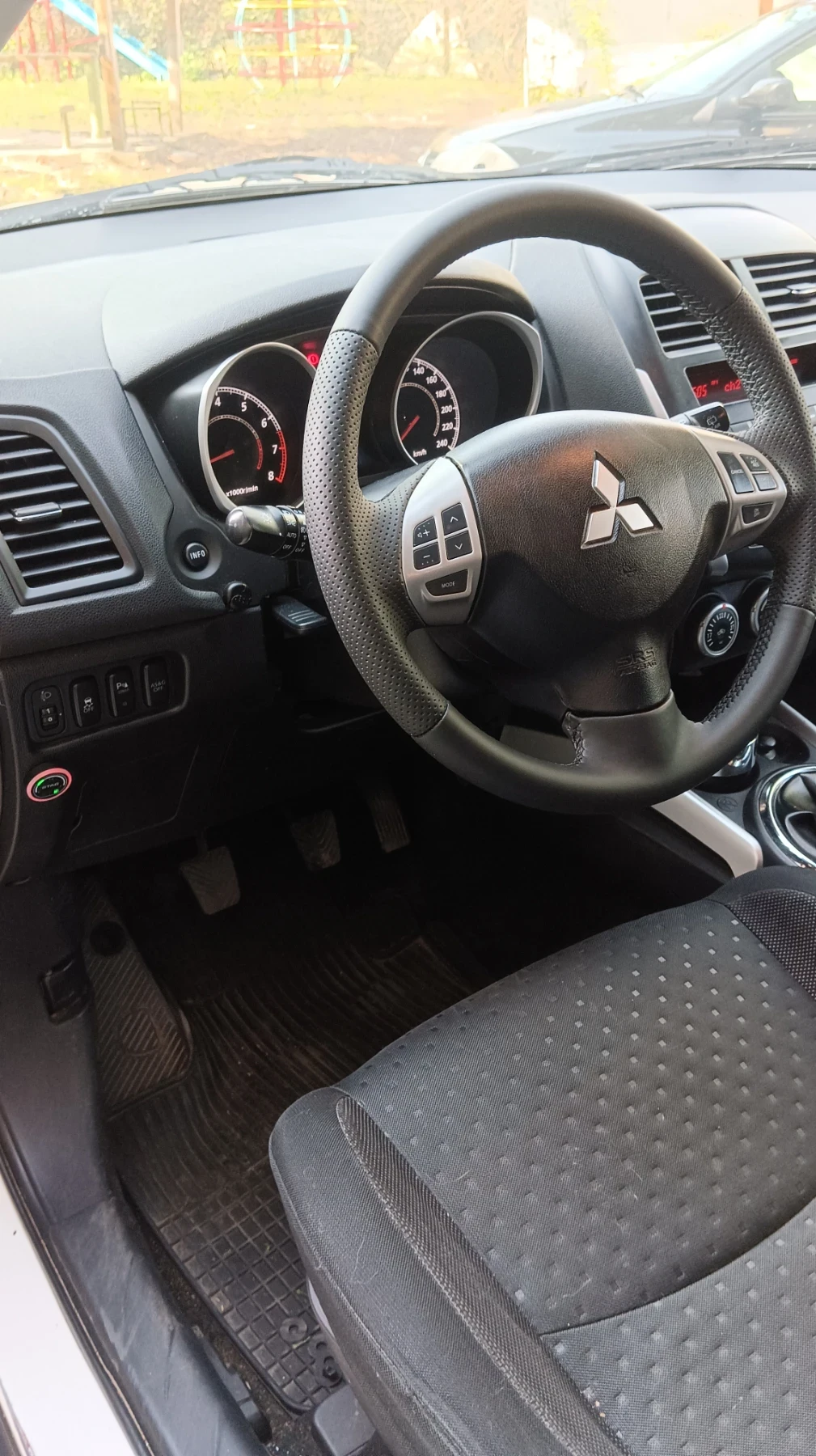 Mitsubishi ASX Suv, снимка 10 - Автомобили и джипове - 54206374