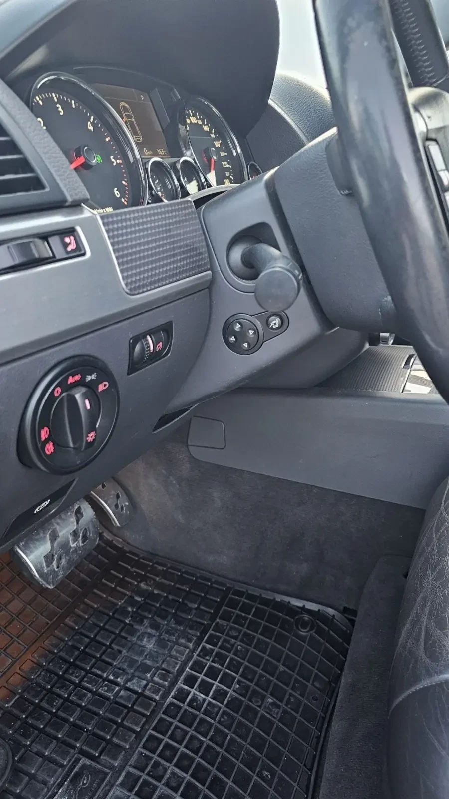 VW Touareg R-LINE 3.OTDI 239KS BARTER, снимка 15 - Автомобили и джипове - 54756441