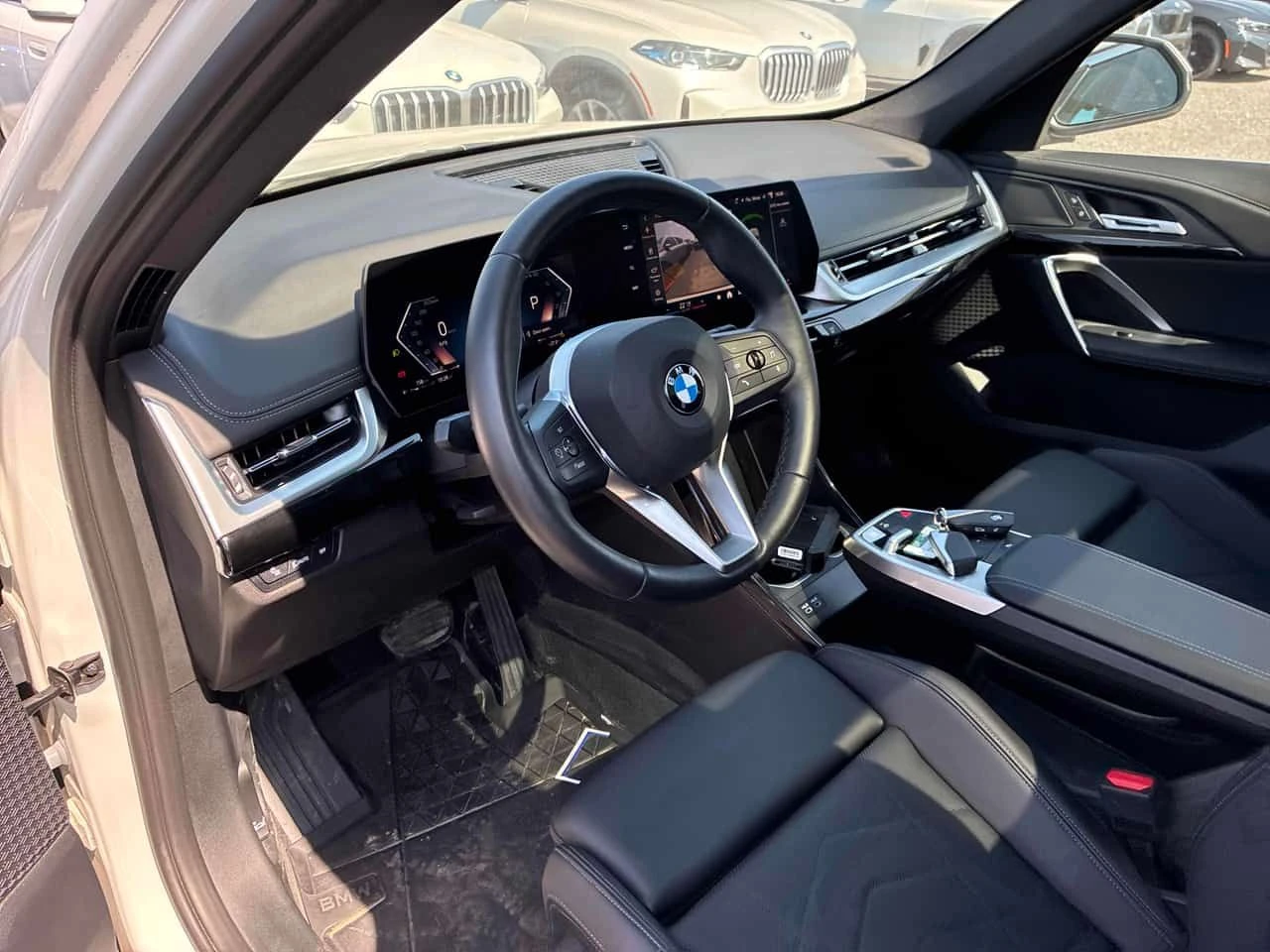 BMW X1 * xDrive28i * CARFAX * БЕЗ ПЪРВОНАЧАЛНА ВНОСКА, снимка 5 - Автомобили и джипове - 55358758