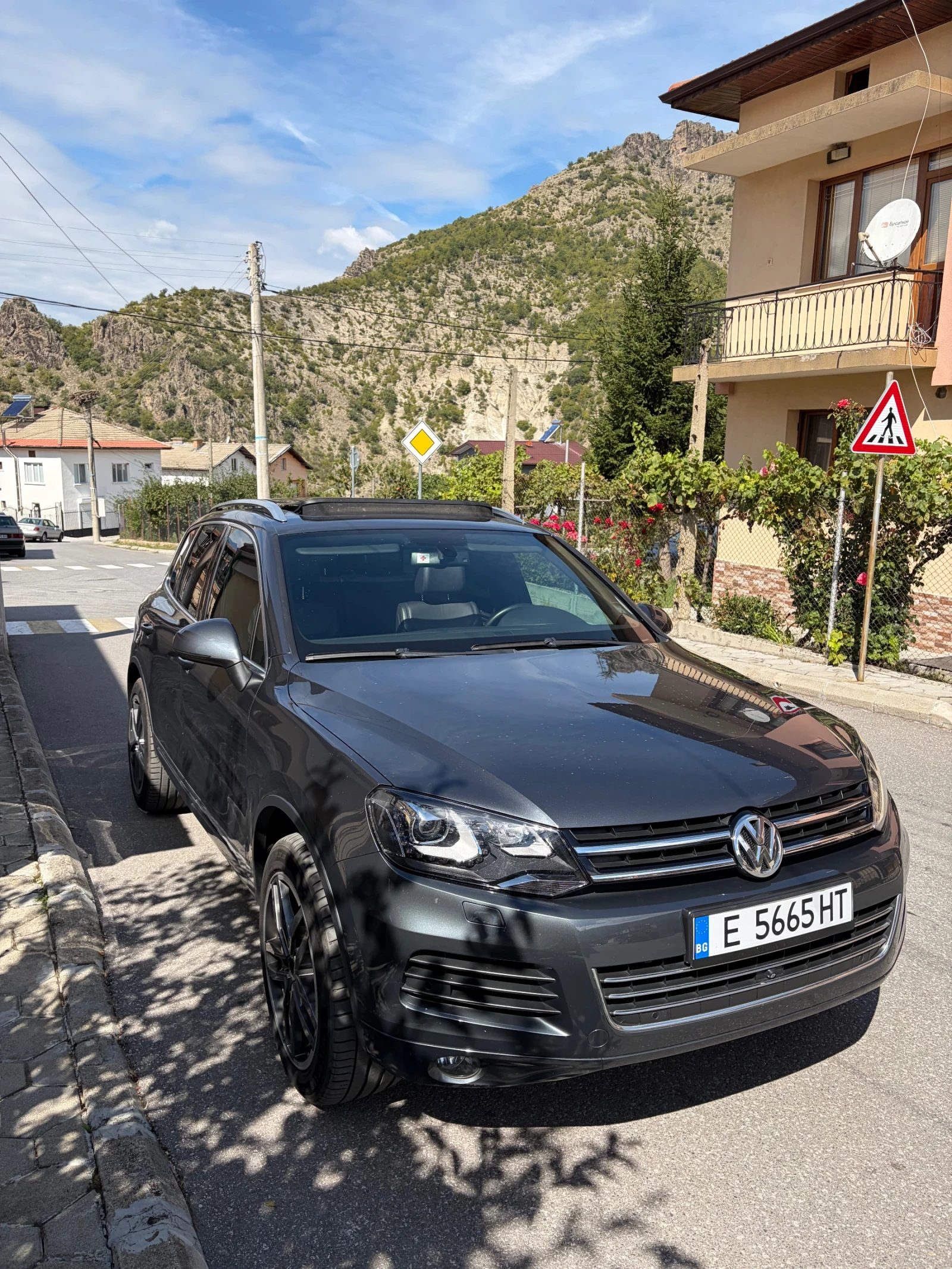 VW Touareg ТОП!!! 3.0 TDI  РЕАЛЕН ПРОБЕГ!!!