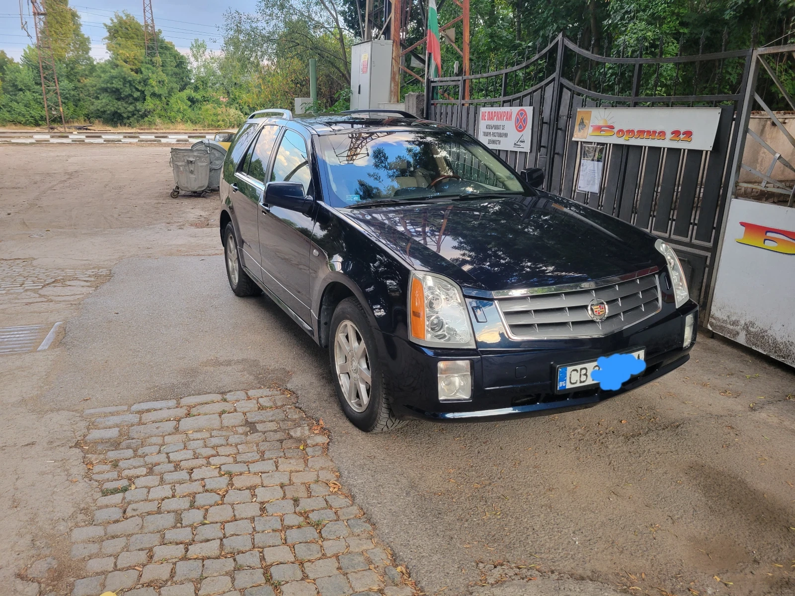 Cadillac Srx 3.6 AWD, снимка 3 - Автомобили и джипове - 56088544