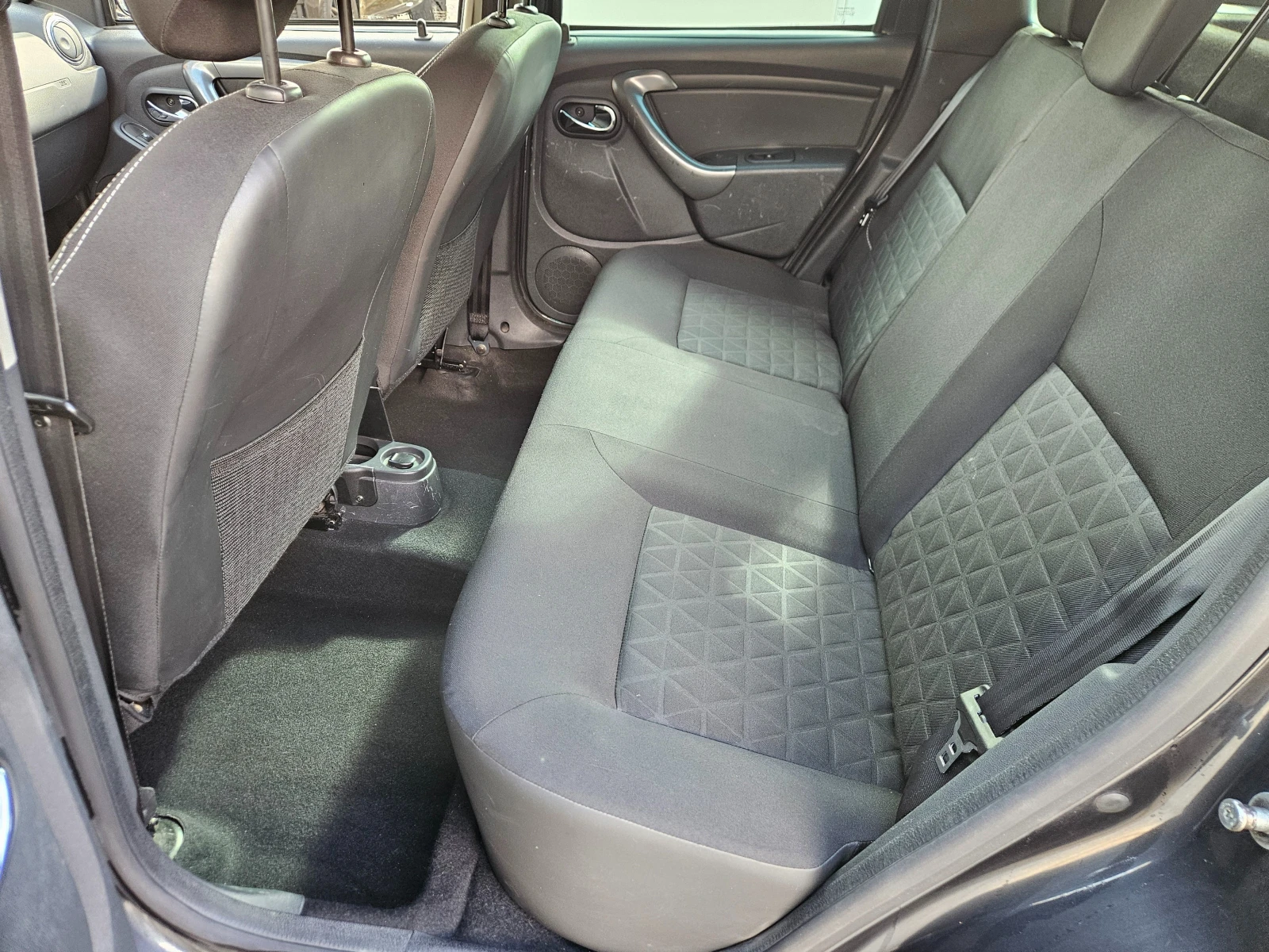 Dacia Duster 1.5 DCI  EVRO 5B !!!6 CK !!!, снимка 7 - Автомобили и джипове - 56529509