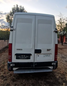 Iveco 35s13 Хладилен плюсов к инвертор220v, снимка 3