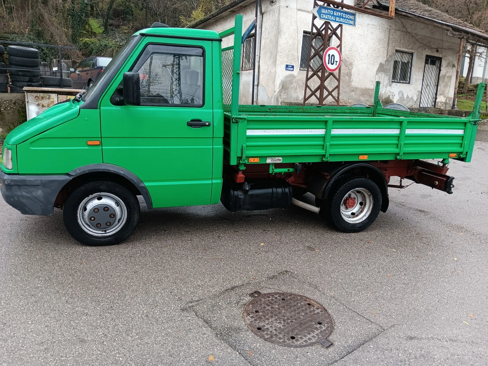 Iveco 3510 Самосвал 172000 км - изображение 9