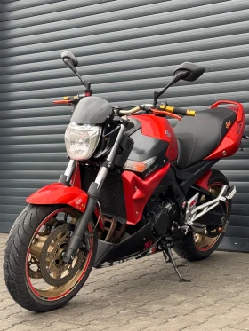  Suzuki Gsr