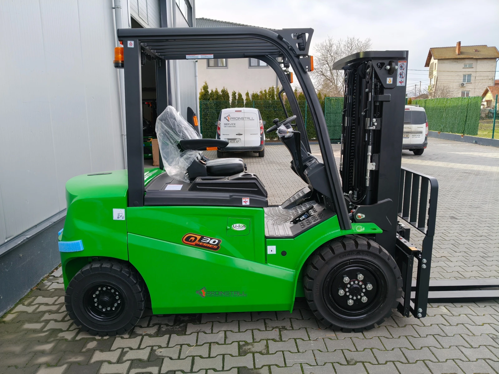 Електрокар Други четириопорен, товар до 3 тона, повдигане до 4 м., , снимка 3 - Индустриална техника - 53795163