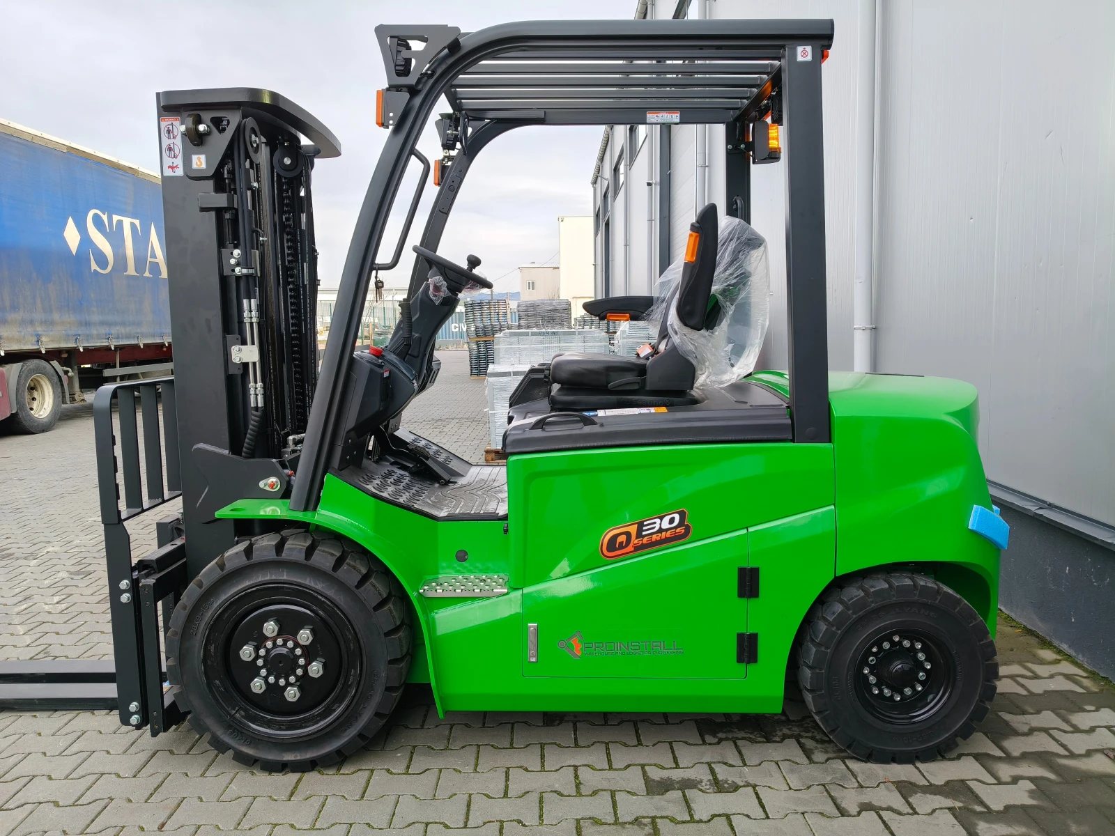 Електрокар Други четириопорен, товар до 3 тона, повдигане до 4 м., , снимка 4 - Индустриална техника - 53795163