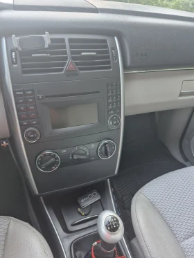 Mercedes-Benz B 180, снимка 11